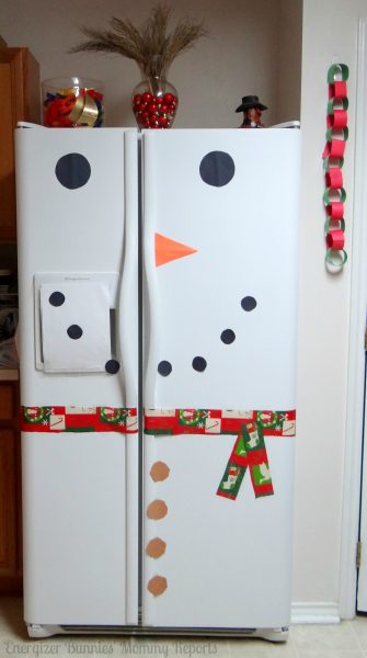Snowman fridge @ Energizer Bunnies' Mommy Reports, Holidays, Winter, Crafts in the Kitchen