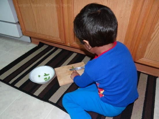 Creative ways to keep siblings busy indoors
